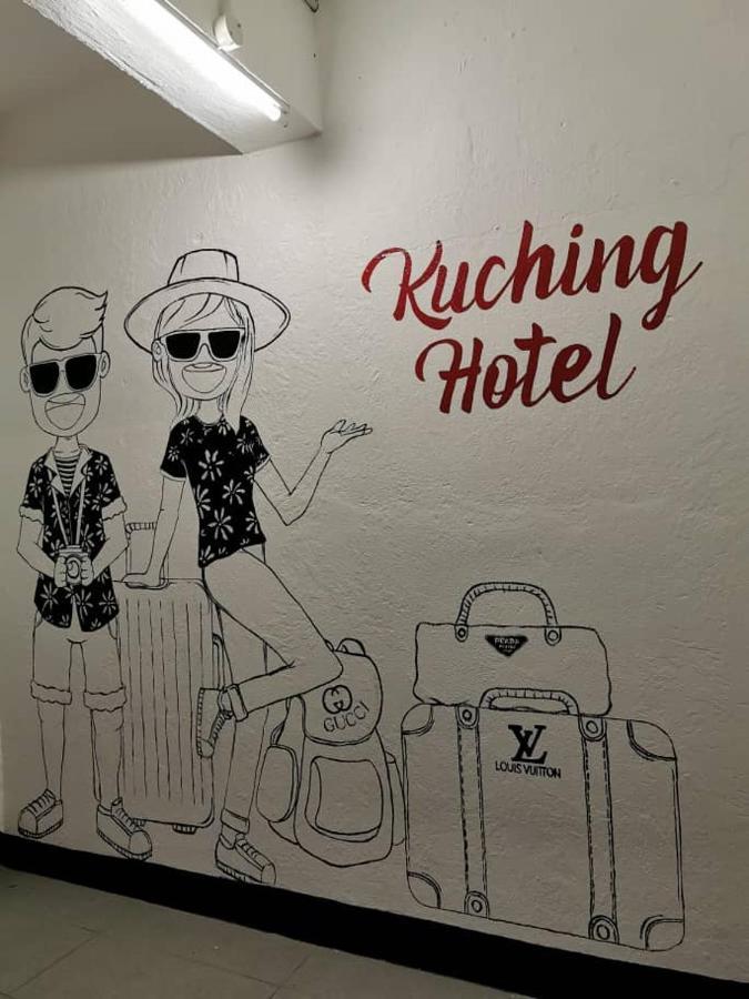 Kuching Hotel Exterior foto